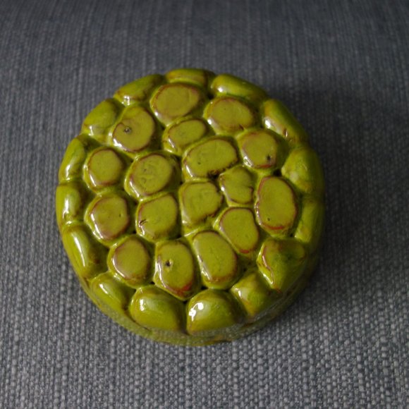 Nice Green Ceramic Ash Tray - Picture 3 of 9